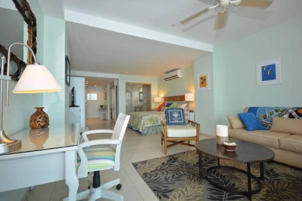 Solarium At Coronado Bay Oceanfront Apartments 普拉亚科罗纳多 外观 照片